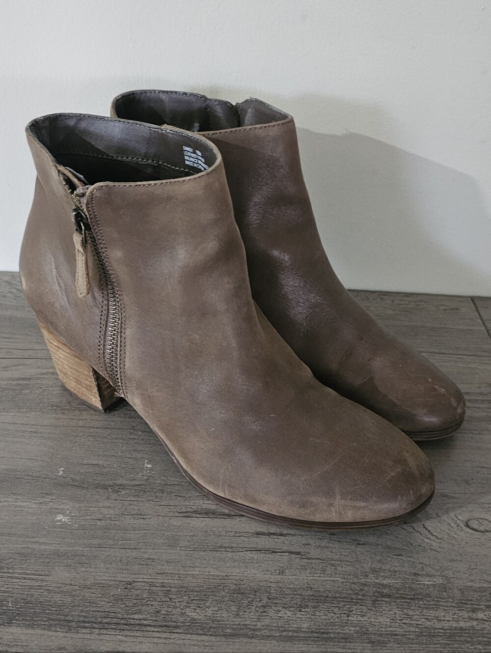 Crown Vintage Women Boots Brown Taupe Leather Ankle Booties with Side Zipper 10